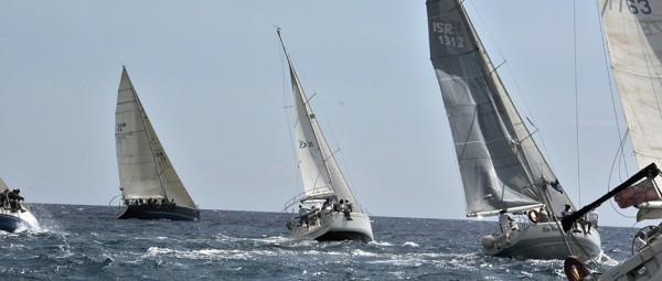 cyprussailingtv.israelregatta Έχουμε ακούσει πολλές φορές για το σωστό τριμαρίσμα των πανιών… σε αυτό το αρθρο όμως θα μιλήσουμε εξειδικευμένα για το τριμάρισμα της Genoa, της Μαΐστρας και του Μπαλονιού.